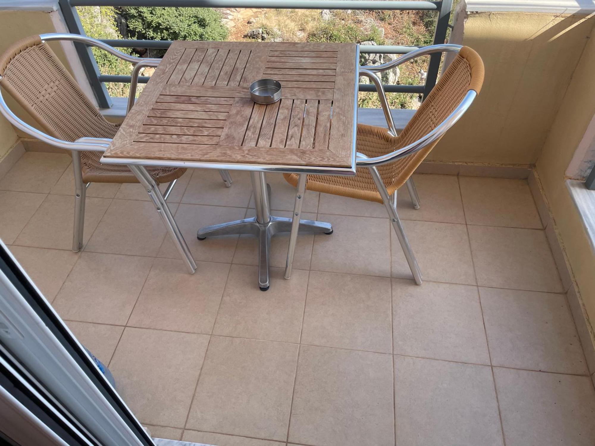 Honey * Sarandë